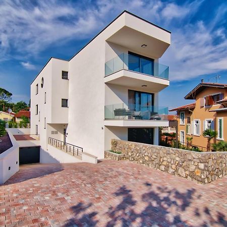 Vita, Luxury Apartments โอปาติยา ภายนอก รูปภาพ