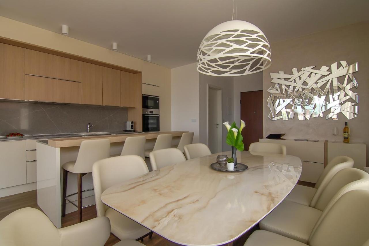Vita, Luxury Apartments โอปาติยา ภายนอก รูปภาพ